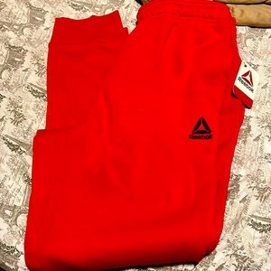 A pair mens reebox sweatpants new with tags